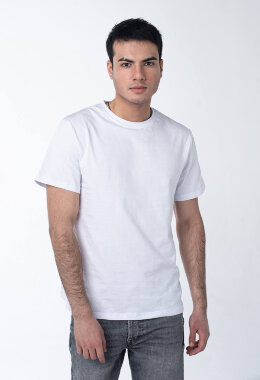 Белая мужская футболка Белая мужская футболка